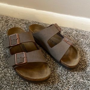 BIRKENSTOCK